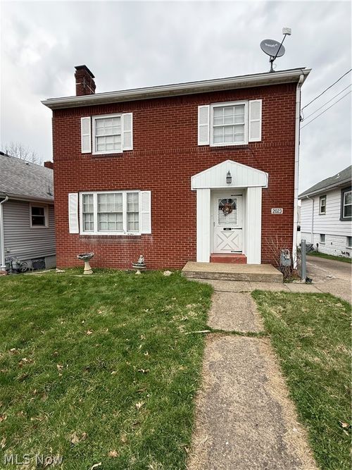 2023 Fairmont Ave, Steubenville, OH, 43952-1237 | Card Image