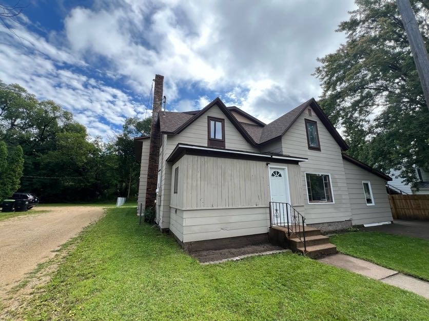 9th St, Menomonie, WI 54751