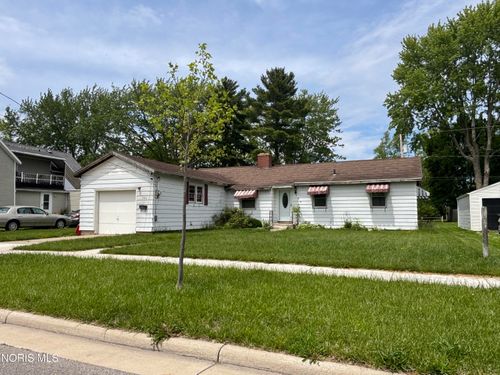 750 Park Street, Napoleon, OH, 43545 | Card Image