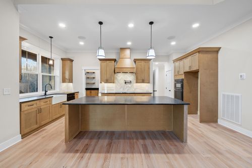 1319 Shady Grove Rd, Clarksville, TN, 37043-7940 | Card Image