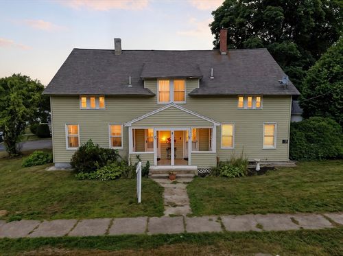 93-91 School Park, Whitinsville, MA, 01588-2066 | Card Image