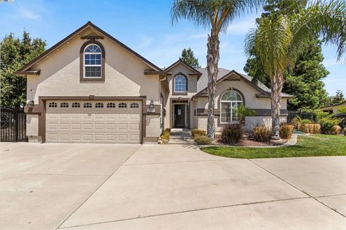5970 Hillcrest Rd, Merced, CA, 95340-8409 | Card Image