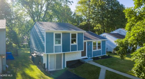 822 Burke Glen Rd, Toledo, OH, 43607-2507 | Card Image