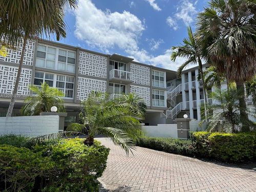 221-1080 99th St, Bay Harbor Islands, FL, 33154-3809 | Card Image