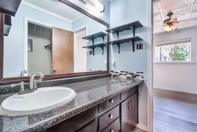 832 Cherry St, House other with 3 bedrooms, 2 bathrooms and null parking in Wolfe City TX | Image 26