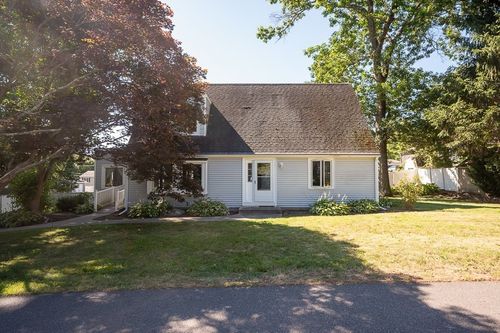 3 Old Cart Rd, Auburn, MA, 01501-1118 | Card Image
