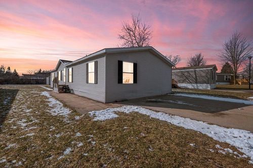 4458 Jardin Dr Nw, Walker, MI, 49534-7933 | Card Image