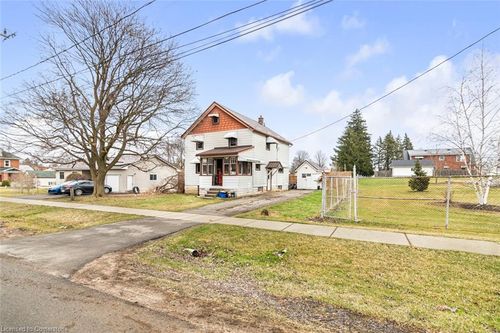 12 Seneca St, Cayuga, ON, N0A1E0 | Card Image