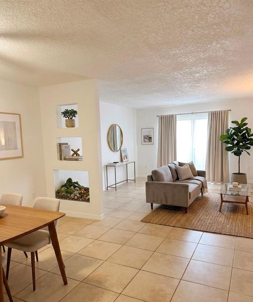 1-1928 Conway Road, ORLANDO, FL, 32812 | Card Image