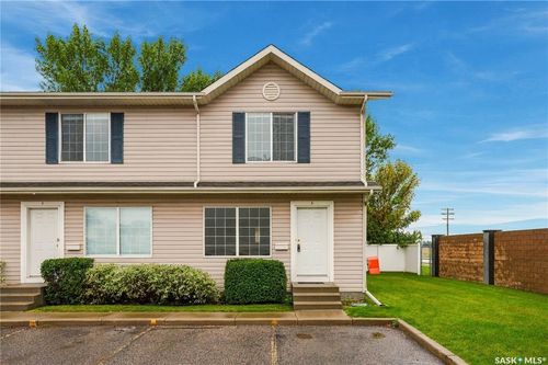 8-809 Kristjanson Road, Saskatoon, SK, S7S1M8 | Card Image