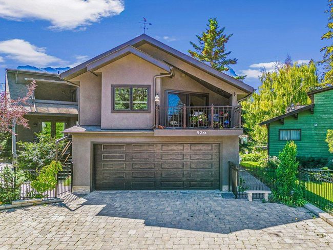930 9 St, House other with 8 bedrooms, 7 bathrooms and 4 parking in Canmore AB | Image 6