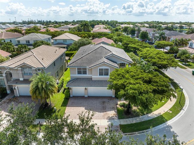 4783 Sw 176th Ter, House other with 5 bedrooms, 3 bathrooms and null parking in Miramar FL | Image 1