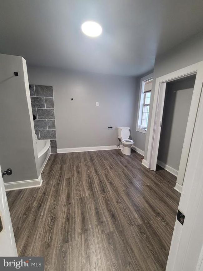 813 S 9 Th St, Home with 2 bedrooms, 1 bathrooms and null parking in CAMDEN NJ | Image 8