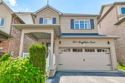 7362 Banffshire Crt, House other with 3 bedrooms, 3 bathrooms and 4 parking in Mississauga ON | Image 2