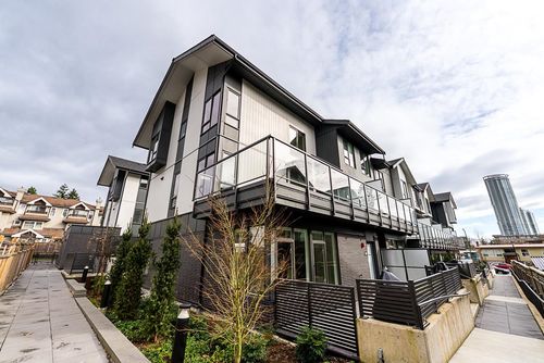 207-7161 17th Ave, Burnaby, BC, V3N0K1 | Card Image