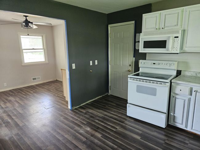 Kitchen View 2.jpg | Image 6