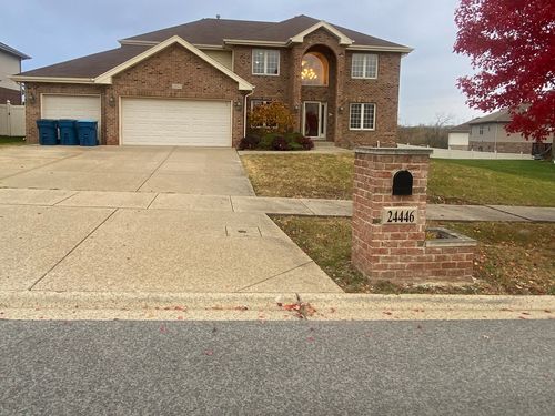 24446 Newport Dr, Crete, IL, 60417-2630 | Card Image