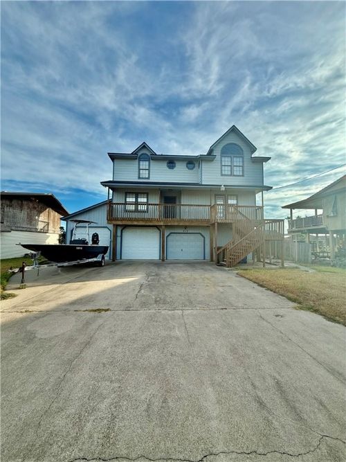 217 Thelma Dr, Corpus Christi, TX, 78418-3143 | Card Image