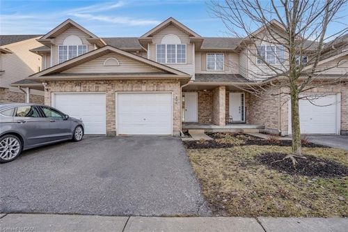 310 Fallowfield Dr, Kitchener, ON, N2C0A9 | Card Image