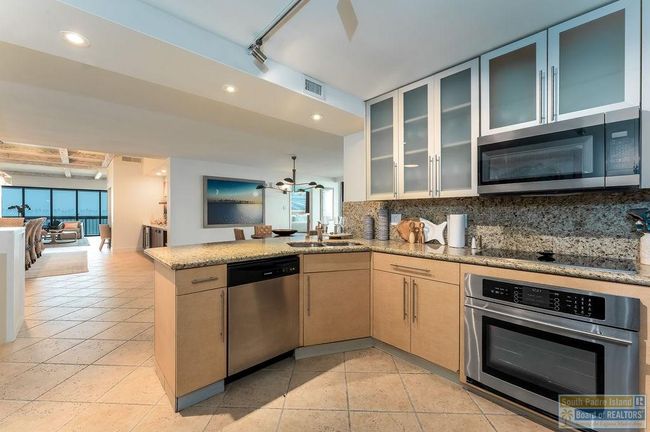 1216 - 310 Padre Blvd, Condo with 3 bedrooms, 3 bathrooms and null parking in South Padre Island TX | Image 7