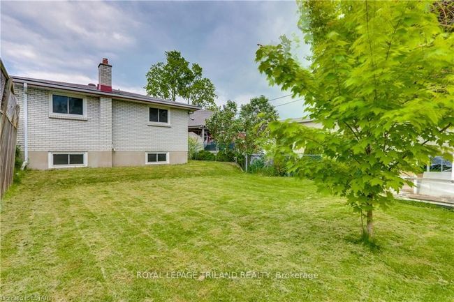353A Manitoba St, House attached with 2 bedrooms, 0 bathrooms and 1 parking in London ON | Image 27