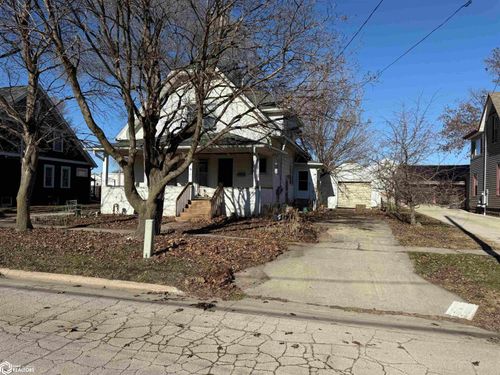 1510 14th Ave, Eldora, IA, 50627-1610 | Card Image