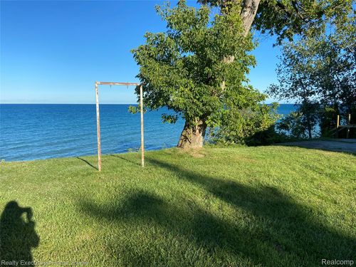 2255 Lakeshore Rd, Applegate, MI, 48401-9631 | Card Image