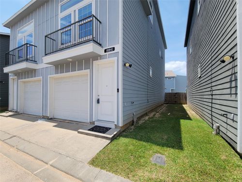 18841 Elegance Ave, Spring, TX, 77379-1629 | Card Image