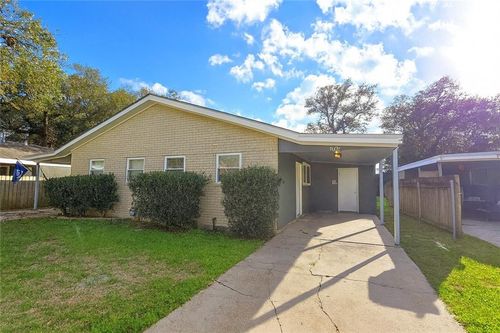 b-219 Avenue A, Belle Chasse, LA, 70037-2301 | Card Image