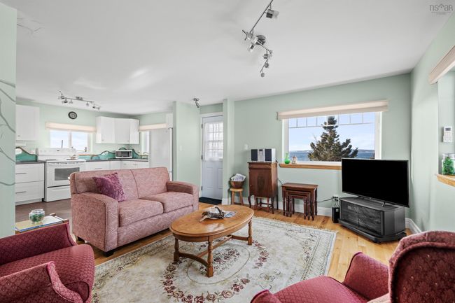 125 The Point Rd, Home with 2 bedrooms, 3 bathrooms and null parking in Blue Rocks NS | Image 16