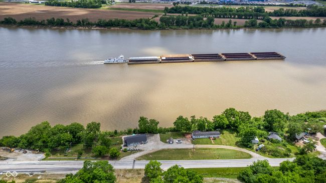 bird's eye view of a nearby body of water | Image 71