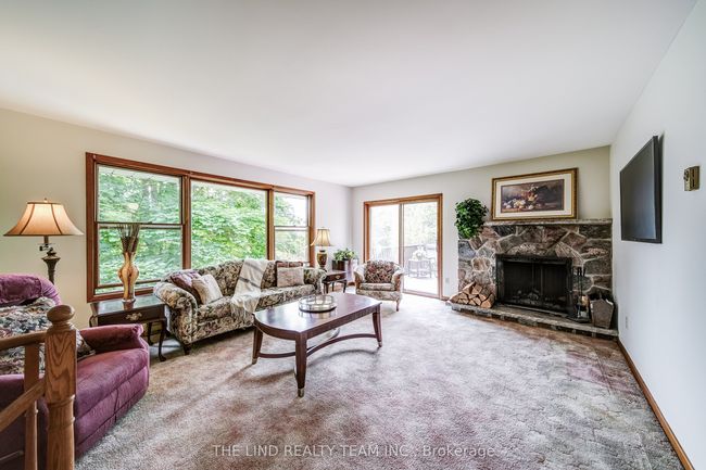 5205 10 Th Sideroad, House other with 5 bedrooms, 2 bathrooms and 20 parking in Cookstown ON | Image 10