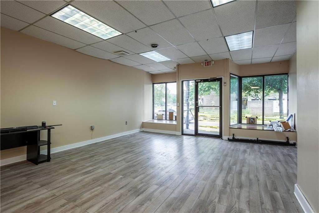 Commercial Lease in Rochester 3