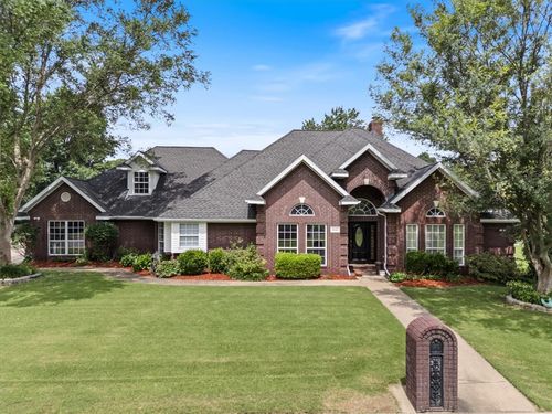 13331 Fairway Ct, Siloam Springs, AR, 72761-9682 | Card Image