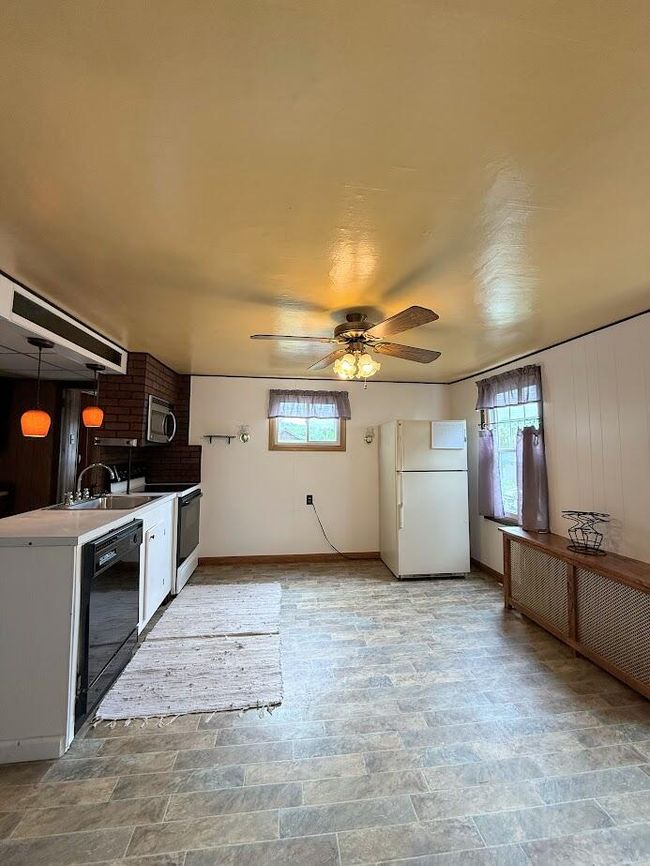 Kitchen | Image 6