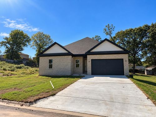 529 Madeleine St, Austin, AR, 72007-9701 | Card Image