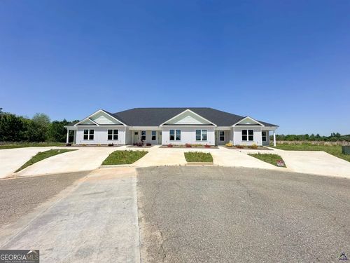 32 APTS 601-605 Ashford Way, Hawkinsville, GA, 31036 | Card Image