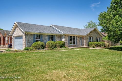 5701 Bartview Ct, Louisville, KY, 40229 | Card Image