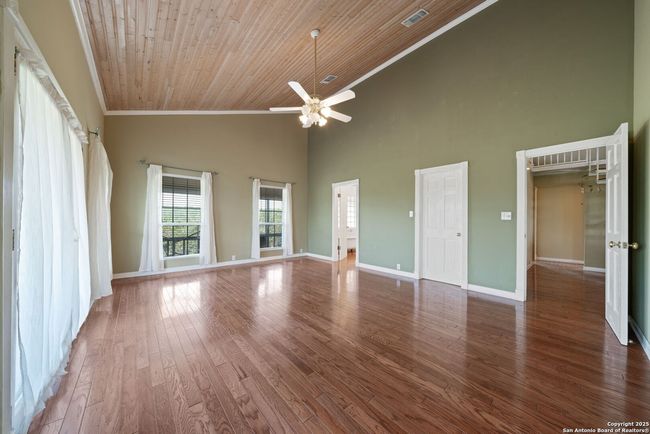 388 Oak Trl, House other with 3 bedrooms, 5 bathrooms and null parking in Pipe Creek TX | Image 14
