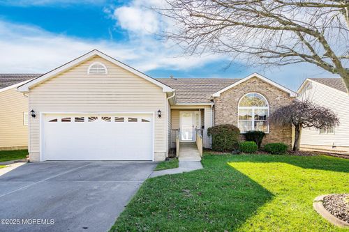 91 Westport Dr, Toms River, NJ, 08757-6385 | Card Image