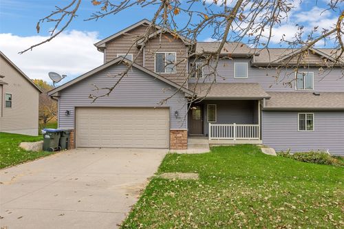 816 N 1st Avenue, Iowa City, IA, 52245 | Card Image