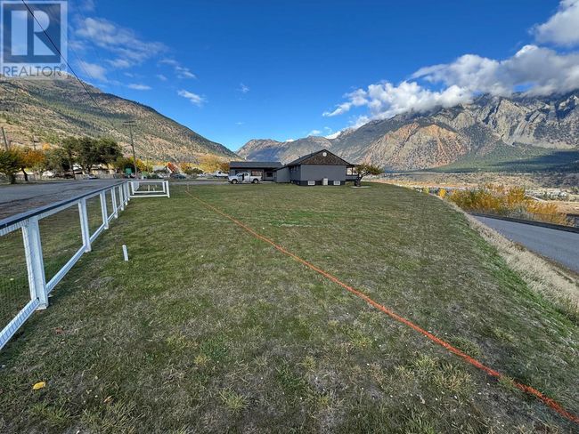 342 & 348 Mountain View Road, Home with 0 bedrooms, 0 bathrooms and null parking in Lillooet BC | Image 4