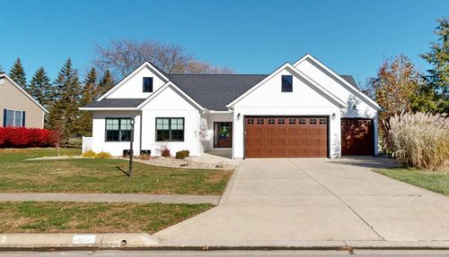 570 Bennington Dr, Mansfield, OH, 44904-1694 | Card Image