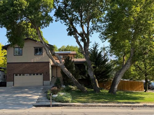 3489 E Creek Rd, Cottonwood Heights, UT, 84121-5842 | Card Image