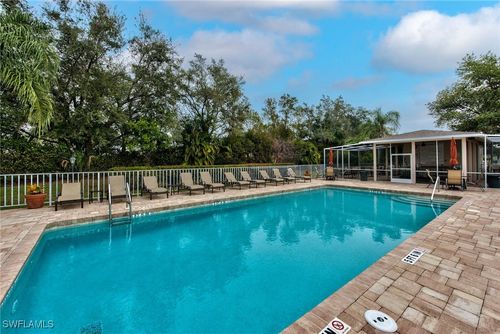 4208-7360 Glenmoor Ln, NAPLES, FL, 34104-9702 | Card Image