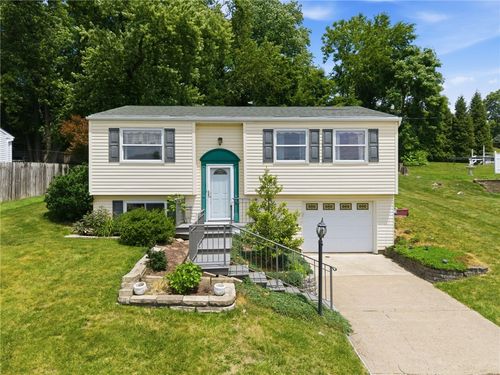 1025 Edward St, N Versailles, PA, 15137-2003 | Card Image