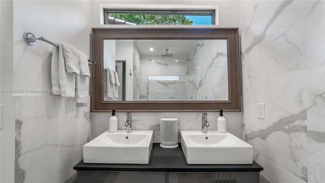 3020 Sw 2 Nd Ave, House other with 3 bedrooms, 2 bathrooms and null parking in Miami FL | Image 9