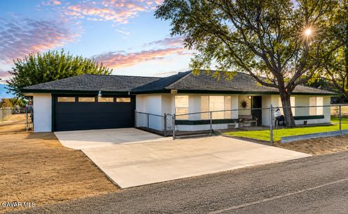 16416 Rawhide, Lake Los Angeles, CA, 93591 | Card Image