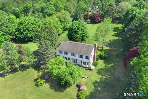 1 Red Barn Rd, Oxford, CT, 06478-1711 | Card Image