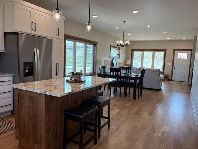 Kitchen to front of home | Image 10
